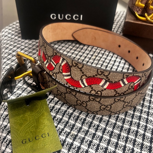 Men’s Gucci belt - Picture 3 of 3